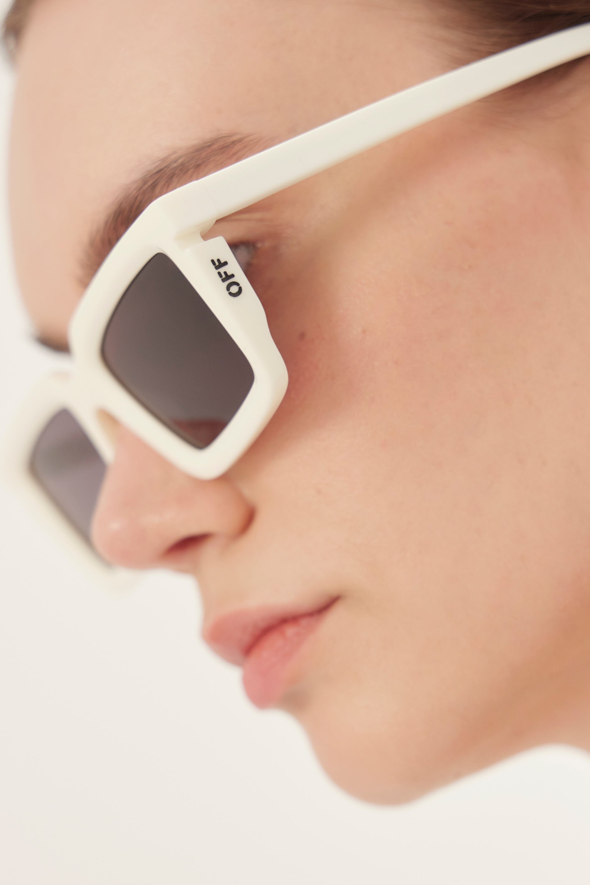 Off-White OERI113S 0107 52 Sunglasses